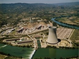 El Ministerio de Industria renueva por diez años el permiso de explotación de CN Ascó